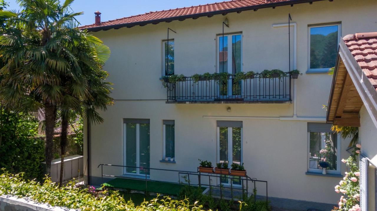 Maji Como Lake Mandello del Lario Exterior photo